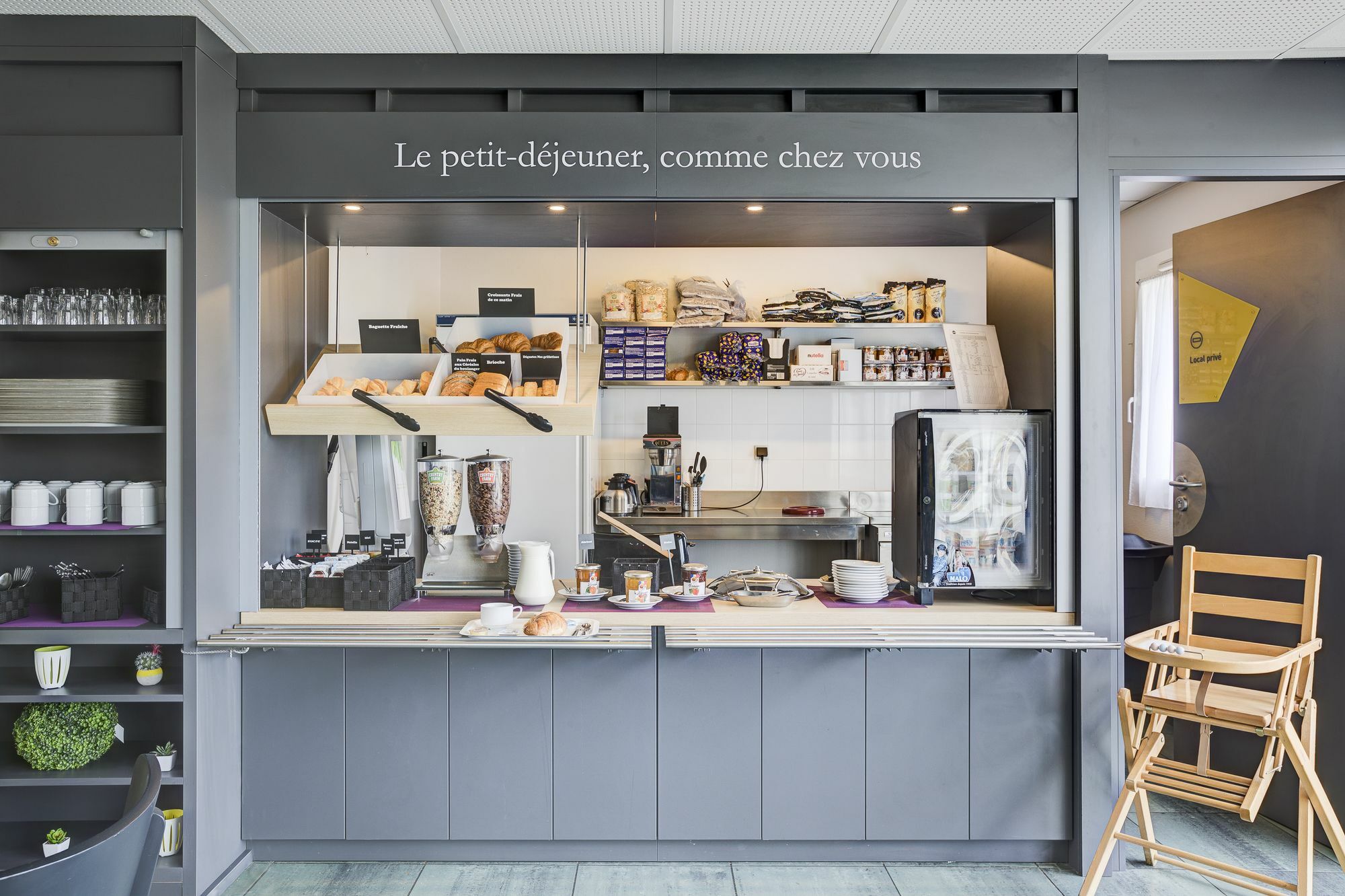 B&B Hôtel BEAUVAIS Allonne  Buitenkant foto